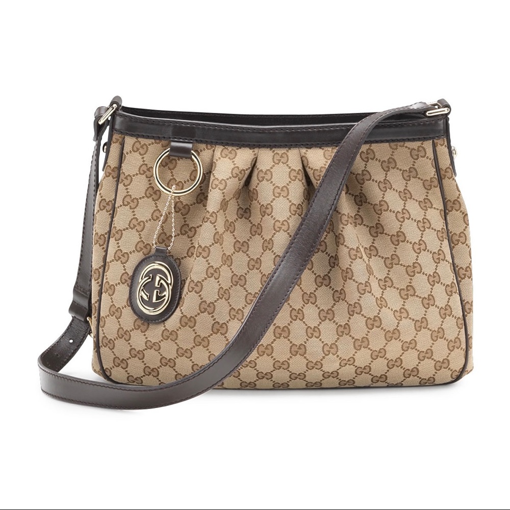 Gucci GG Canvas Sukey women’s medium messenger bag
